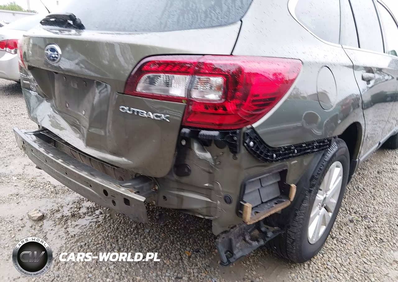 2018 Subaru Outback 2.5I Premium VIN:4S4BSACC4J3240257 - 19