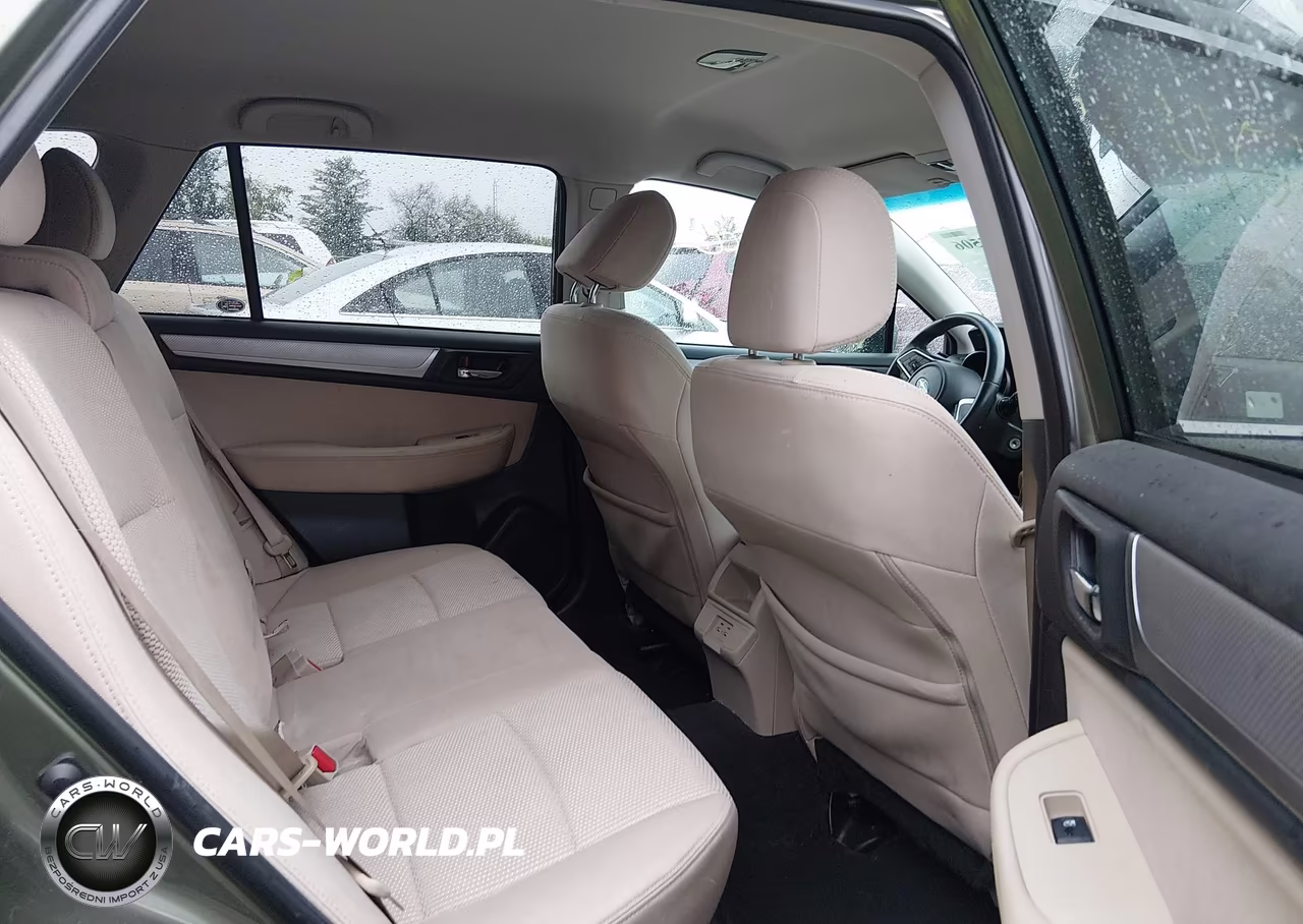 2018 Subaru Outback 2.5I Premium VIN:4S4BSACC4J3240257 - 8