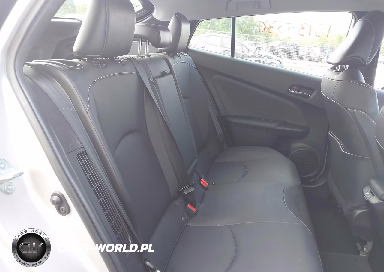 2020 Toyota Prius Prime Limited VIN:JTDKARFP9L3147645 - 8