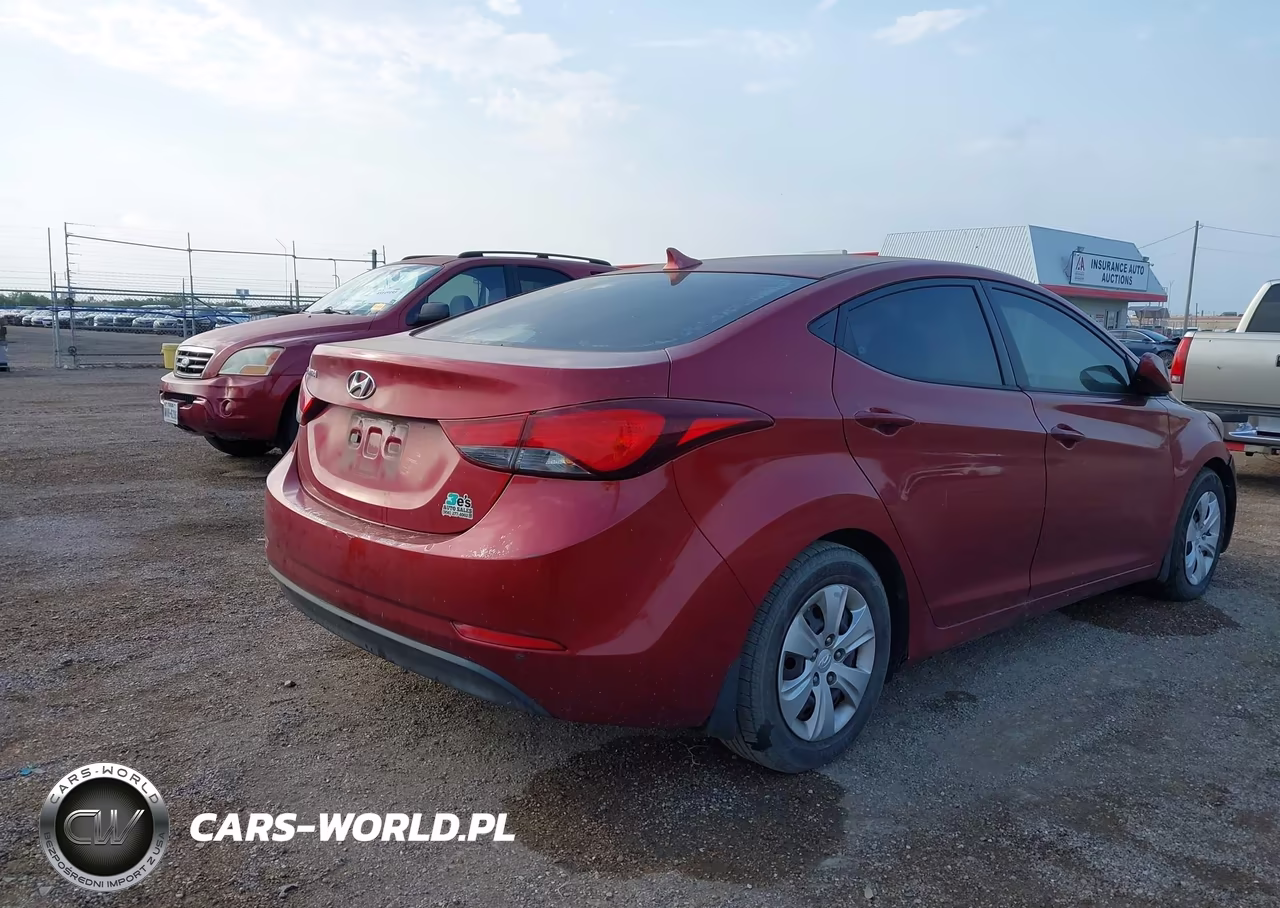 2016 Hyundai Elantra Se VIN:5NPDH4AE8GH681923 - 4