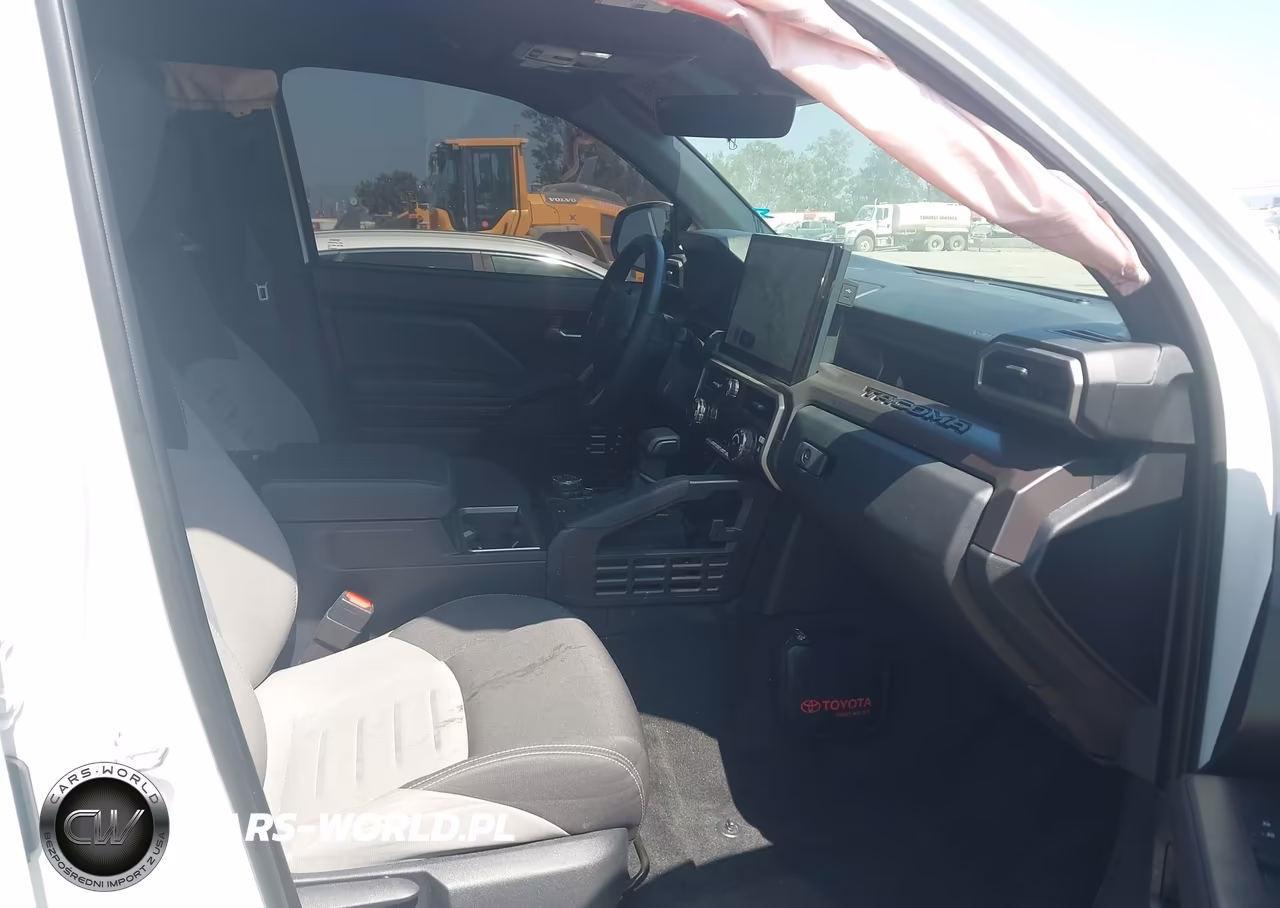 2025 Toyota Tacoma Hybrid Trd Off Road VIN:3TYLC5LN7ST034241 - 5