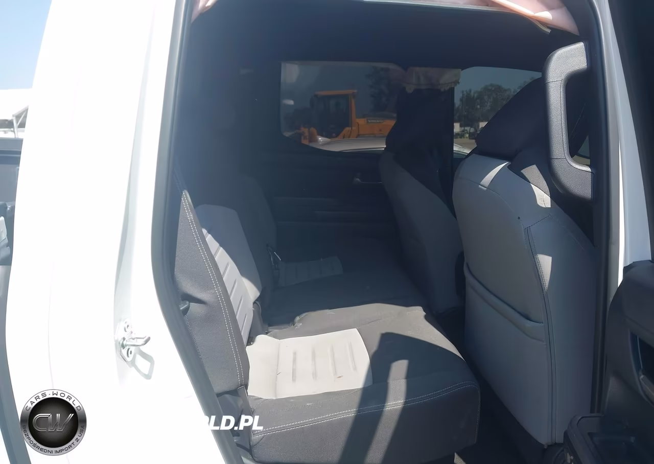 2025 Toyota Tacoma Hybrid Trd Off Road VIN:3TYLC5LN7ST034241 - 8