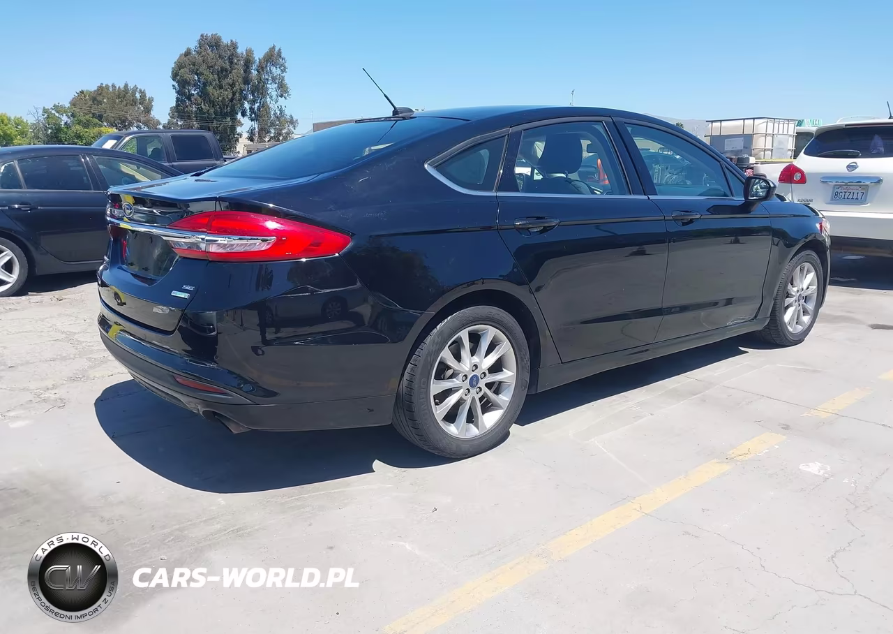 2017 Ford Fusion Se VIN:3FA6P0HD0HR313726 - 4