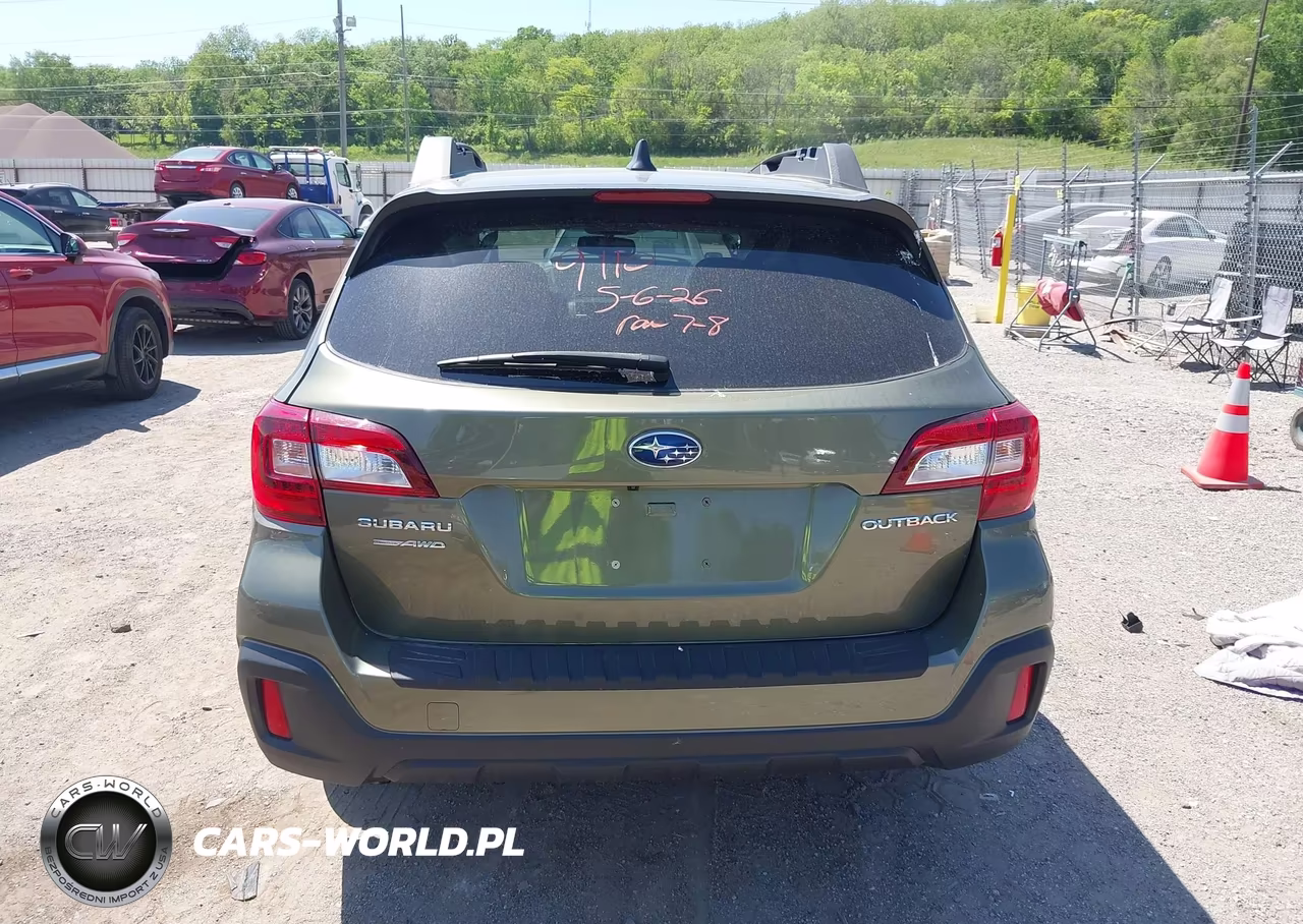 2018 Subaru Outback 2.5I Premium VIN:4S4BSADC0J3362354 - 16