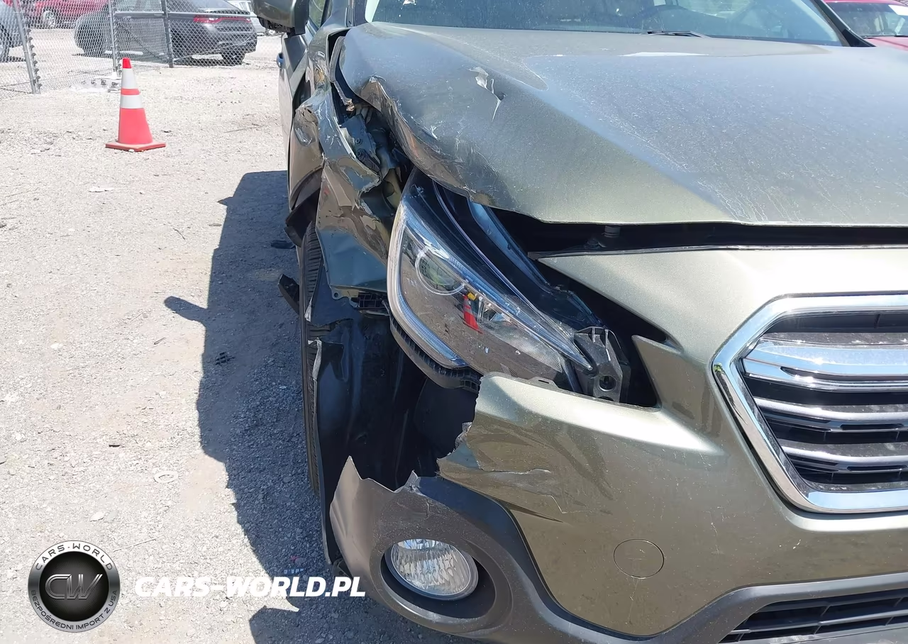 2018 Subaru Outback 2.5I Premium VIN:4S4BSADC0J3362354 - 6