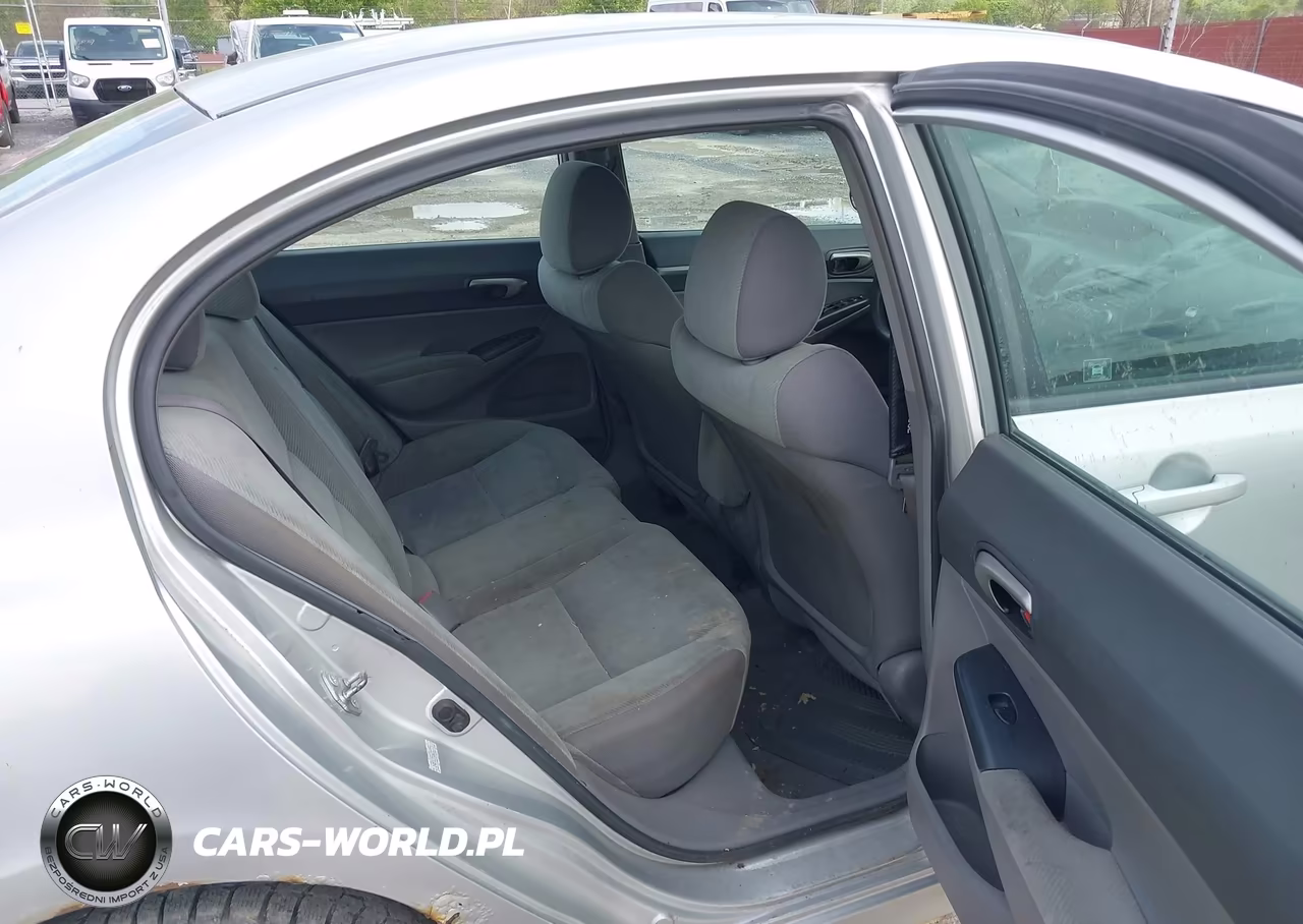 2010 Honda Civic Lx VIN:2HGFA1F5XAH317735 - 8