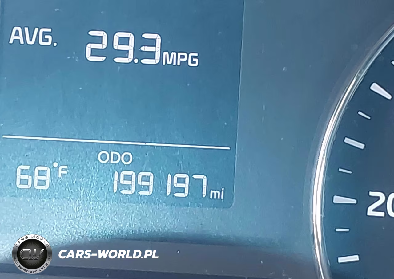2018 Kia Forte Lx VIN:3KPFK4A74JE185184 - 16