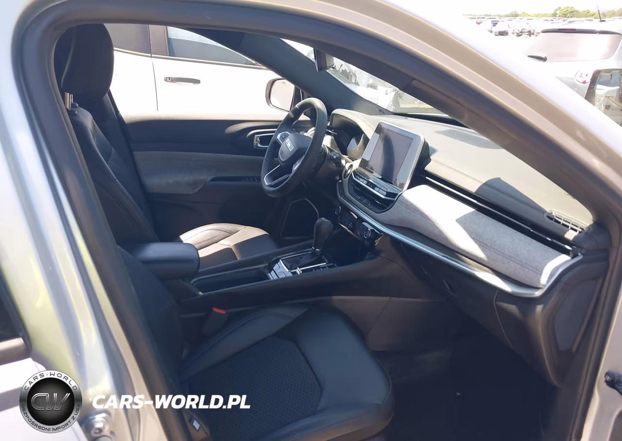 2025 Jeep Compass Latitude 4X4 VIN:3C4NJDBN2ST579789 - 5