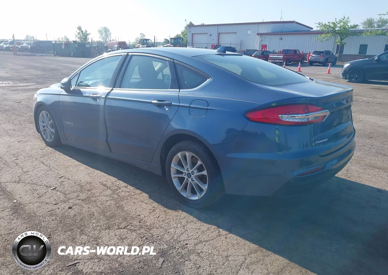 2019 Ford Fusion Hybrid Se VIN:3FA6P0LU5KR131843 - 3