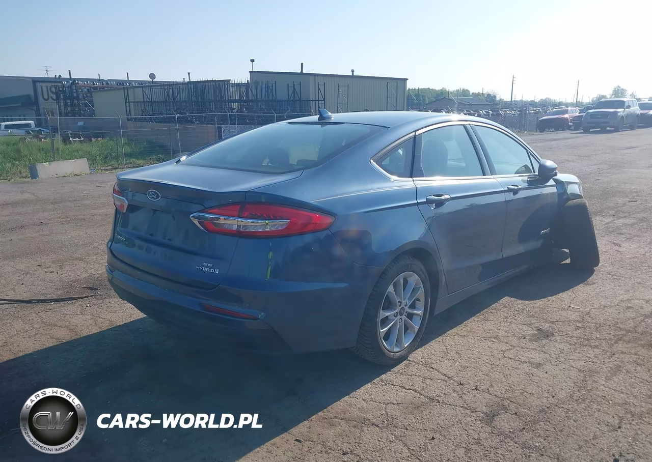 2019 Ford Fusion Hybrid Se VIN:3FA6P0LU5KR131843 - 4