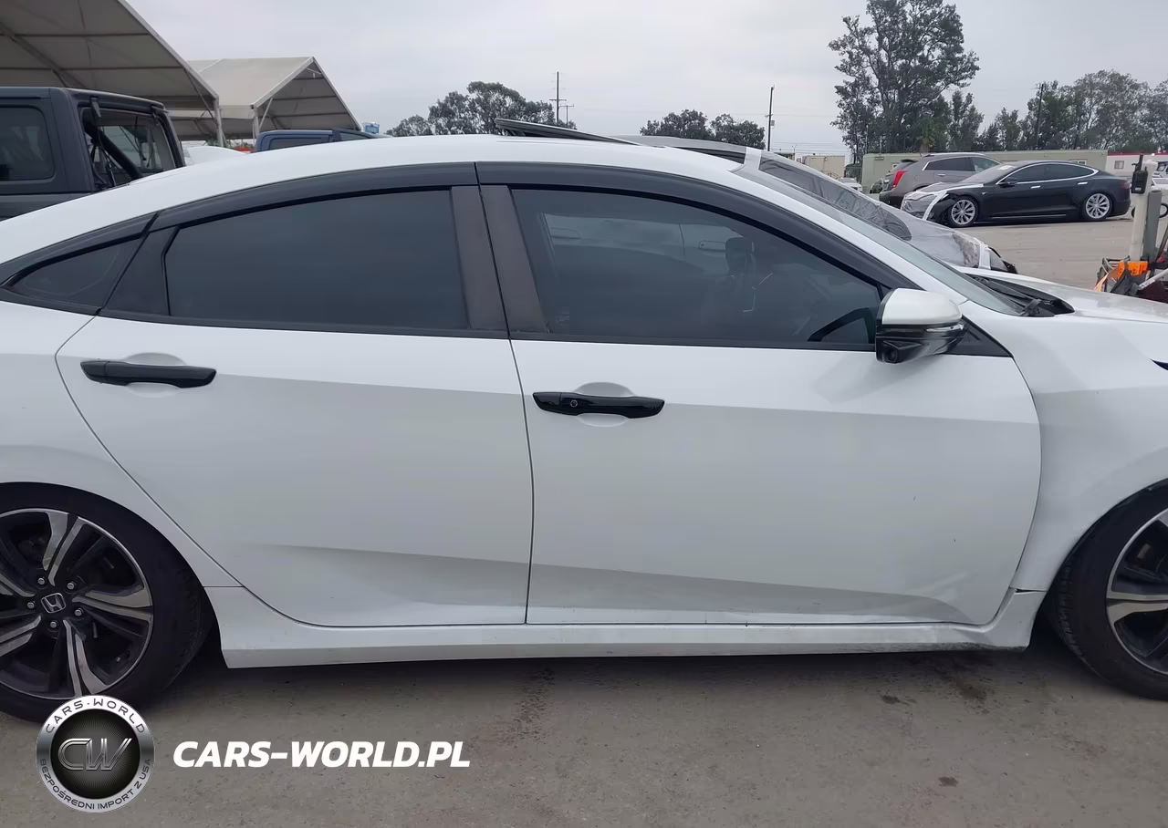 2016 Honda Civic Touring VIN:2HGFC1F95GH645604 - 13