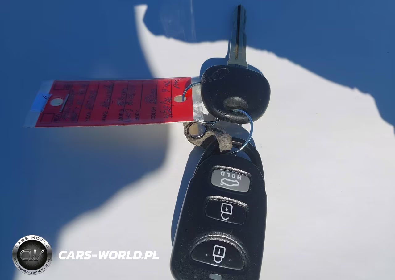 2020 Hyundai Elantra Sel VIN:5NPD84LF9LH631757 - 11