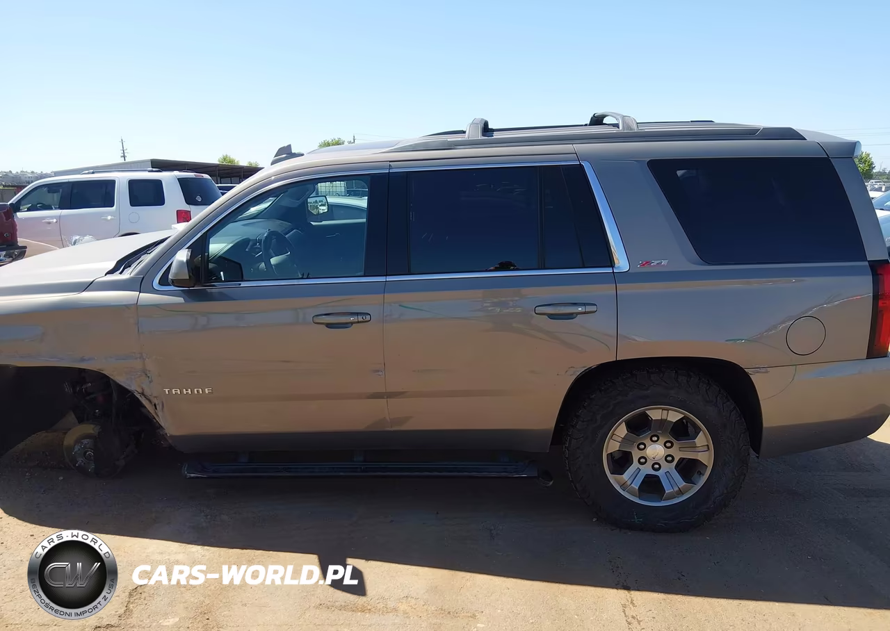 2017 Chevrolet Tahoe Lt VIN:1GNSKBKCXHR225823 - 14