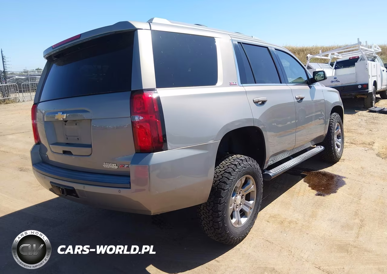 2017 Chevrolet Tahoe Lt VIN:1GNSKBKCXHR225823 - 4