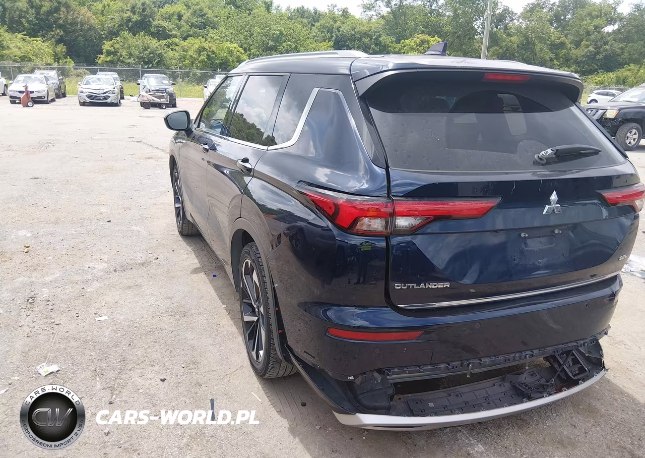 2023 Mitsubishi Outlander Sel 2.5 2Wd-Sel Black Edition 2Wd VIN:JA4J3VA85PZ007085 - 3