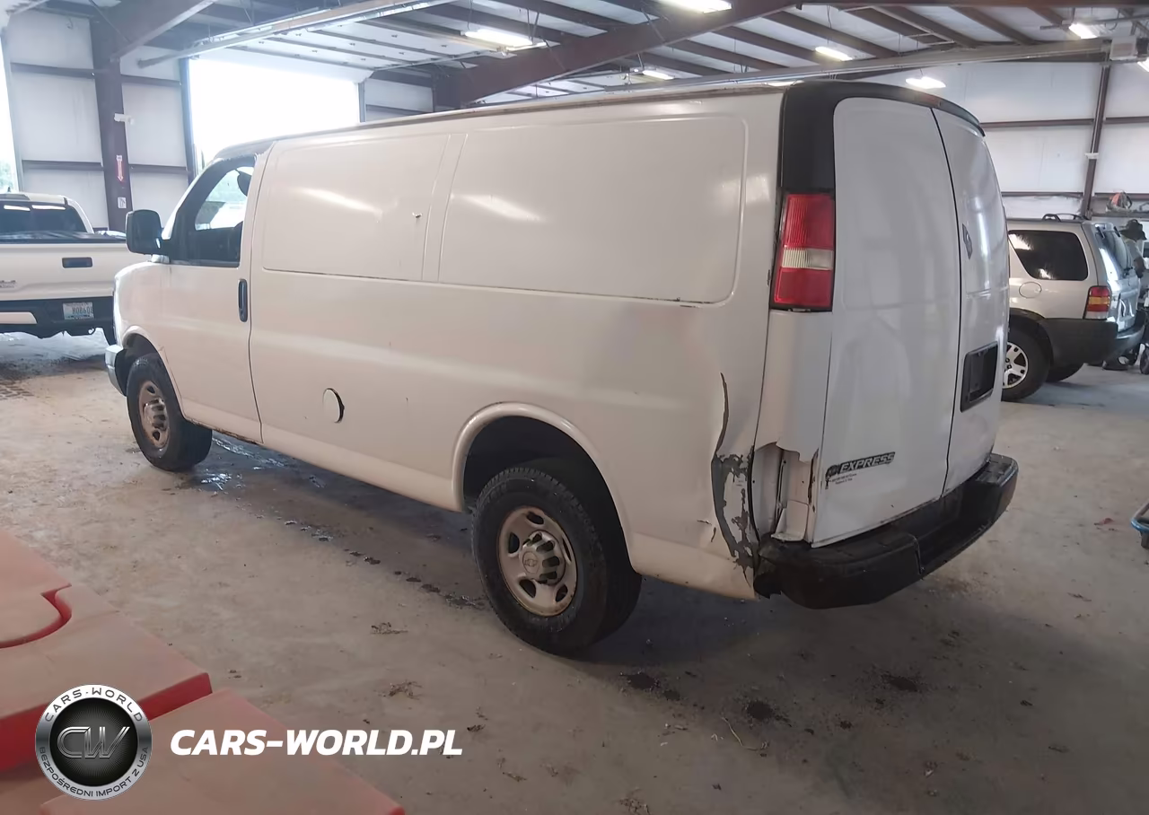 2008 Chevrolet Express Work Van VIN:1GCGG25C881211445 - 3