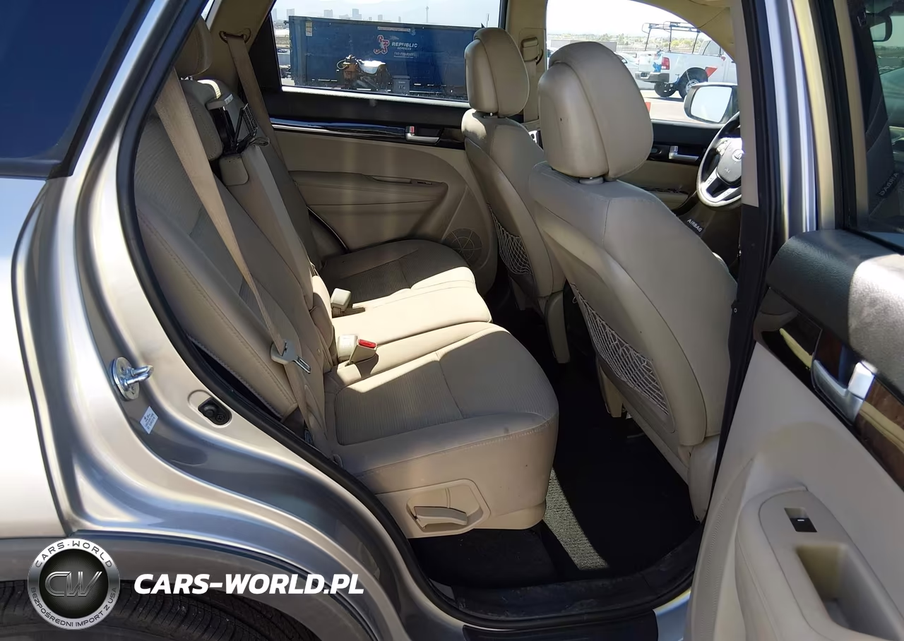 2014 Kia Sorento Lx VIN:5XYKT3A63EG550265 - 8