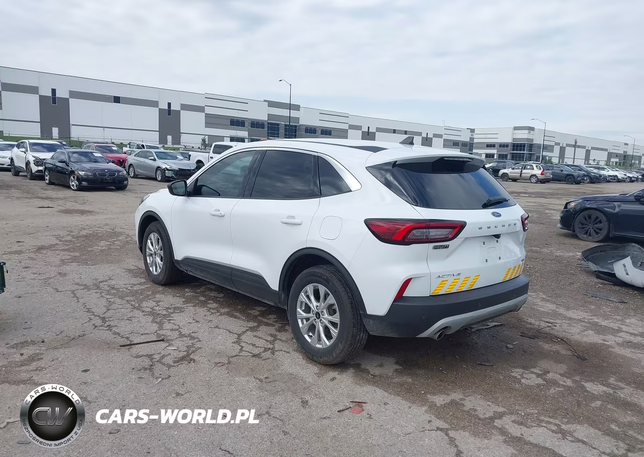 2023 Ford Escape Active VIN:1FMCU0GZ3PUA68605 - 3