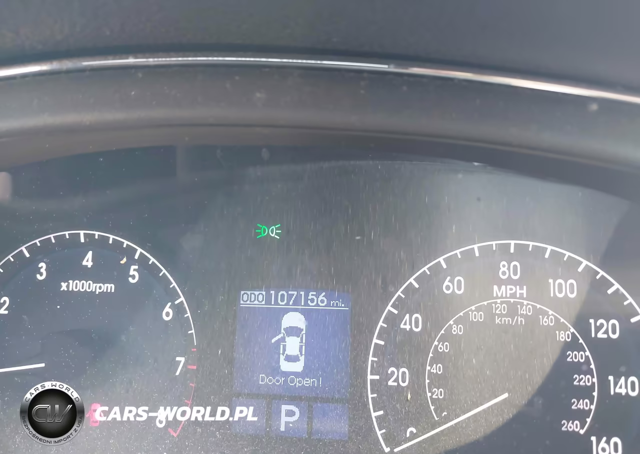 2011 Hyundai Genesis 3.8 VIN:KMHGC4DE8BU122342 - 16