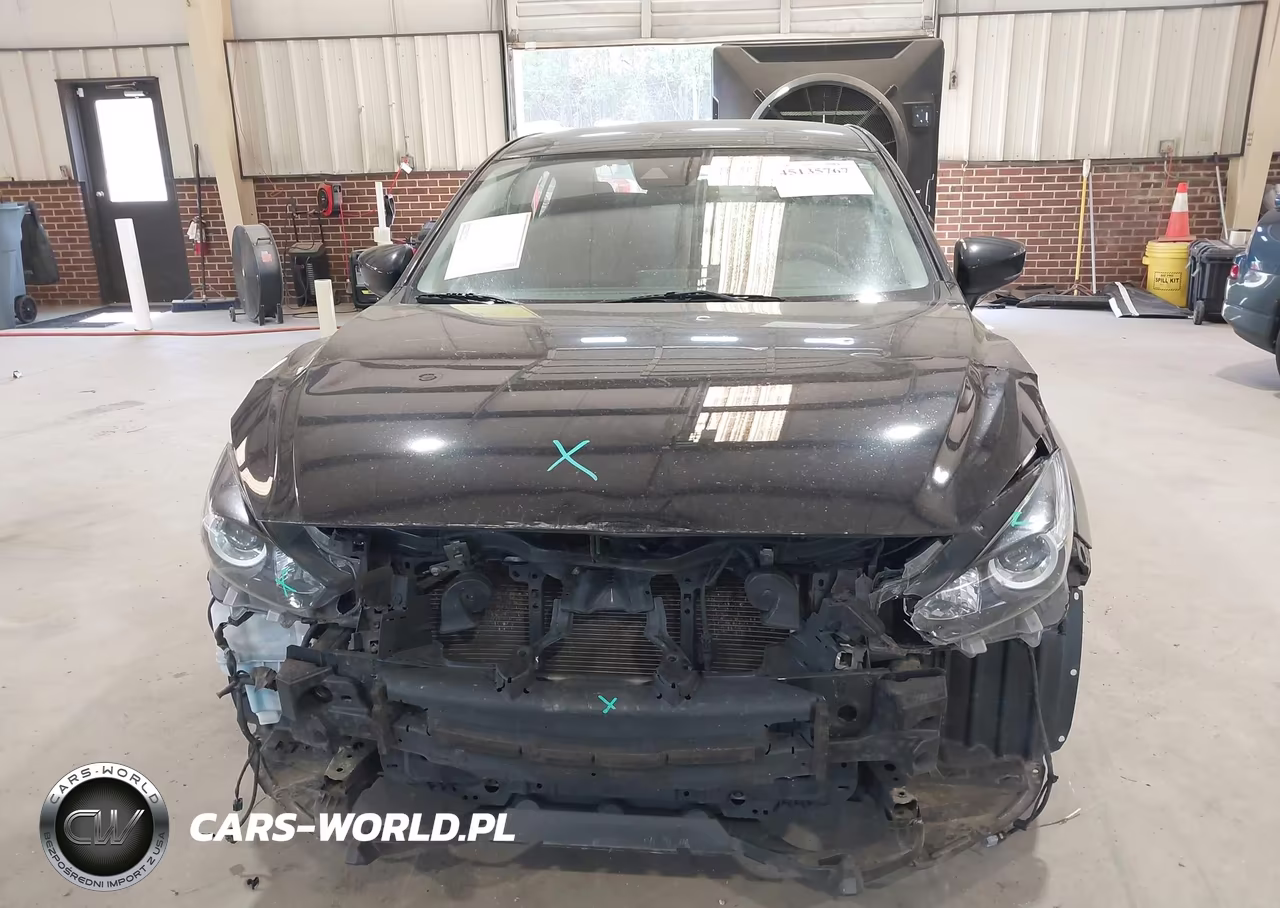 2018 Mazda Mazda3 Sport VIN:3MZBN1U77JM230198 - 12