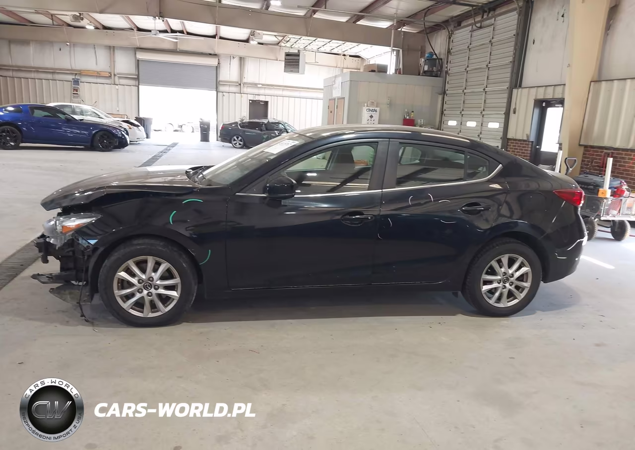 2018 Mazda Mazda3 Sport VIN:3MZBN1U77JM230198 - 14