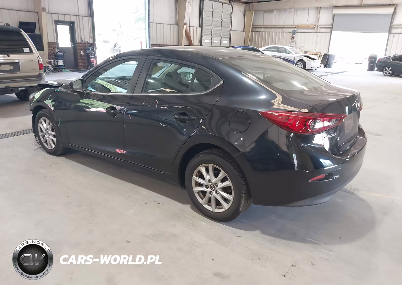 2018 Mazda Mazda3 Sport VIN:3MZBN1U77JM230198 - 3