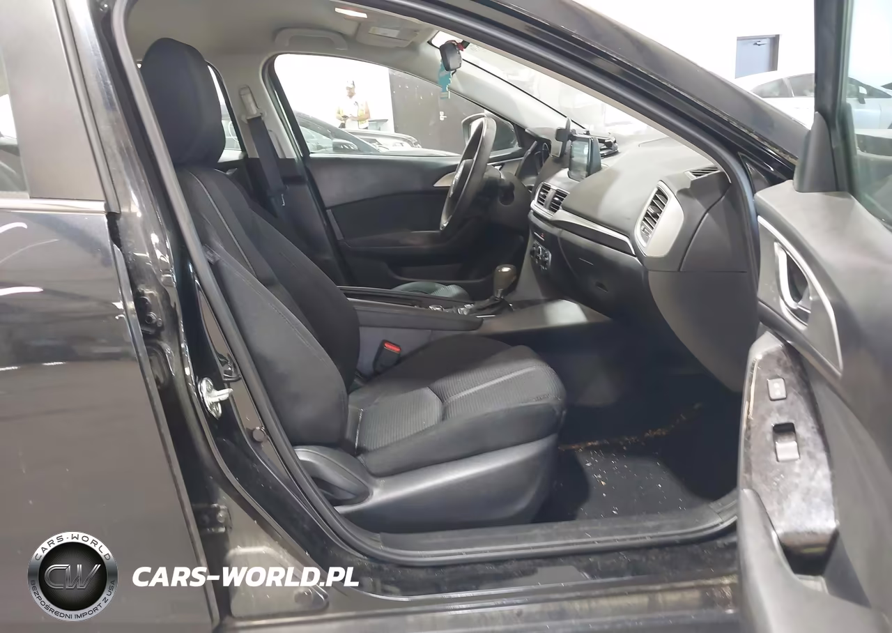 2018 Mazda Mazda3 Sport VIN:3MZBN1U77JM230198 - 5