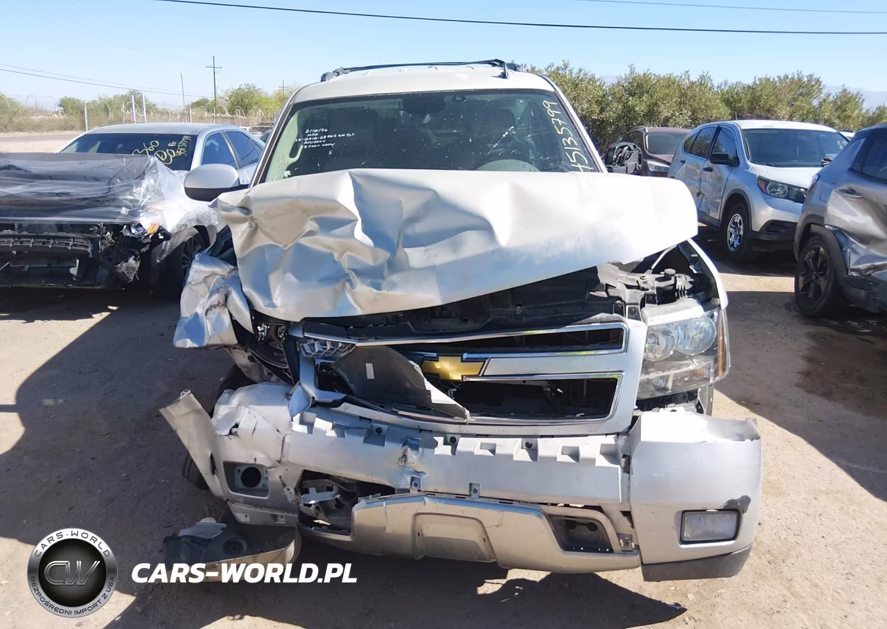 2013 Chevrolet Tahoe Lt VIN:1GNSKBE07DR200468 - 11