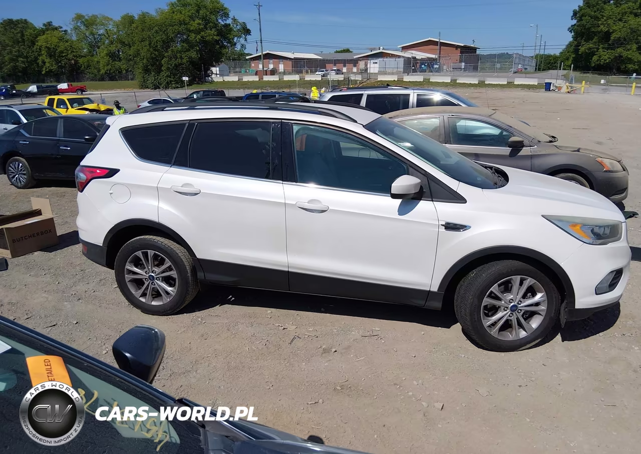 2017 Ford Escape Se VIN:1FMCU0GD3HUC72729 - 13