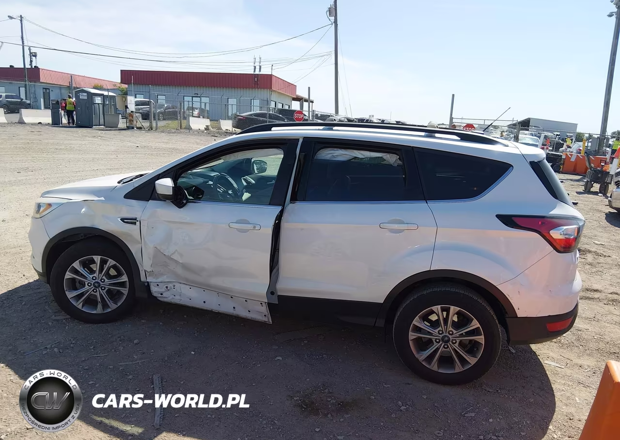 2017 Ford Escape Se VIN:1FMCU0GD3HUC72729 - 14