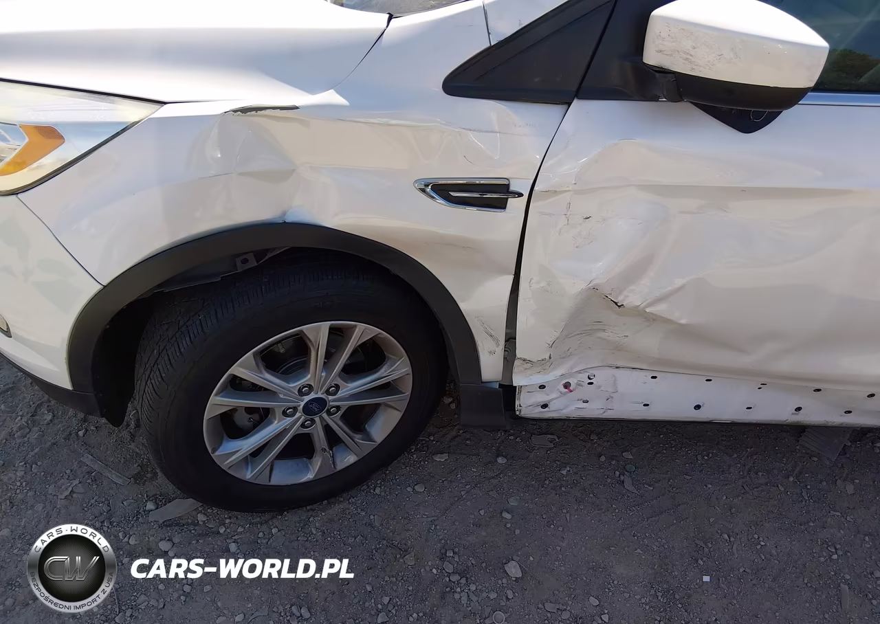 2017 Ford Escape Se VIN:1FMCU0GD3HUC72729 - 6
