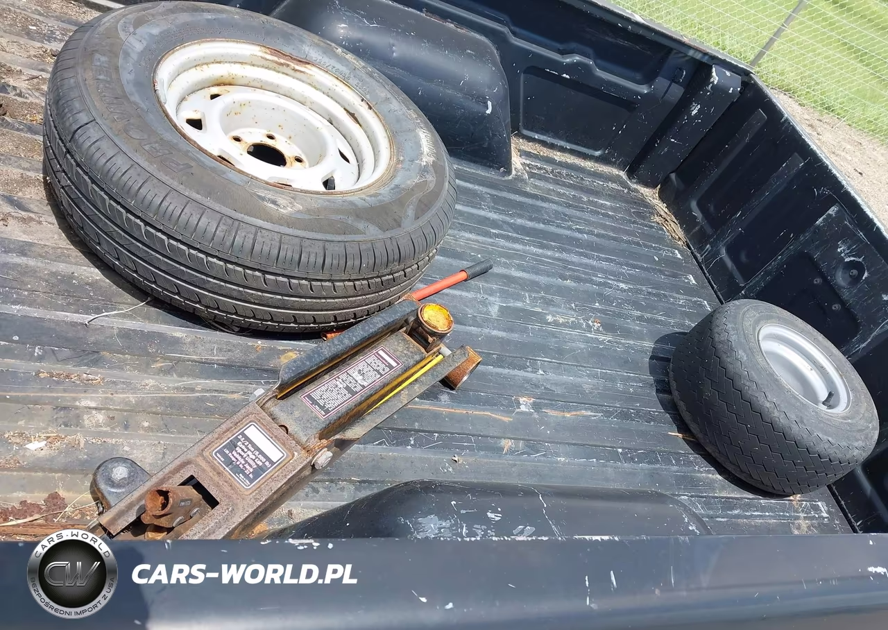 1994 Chevrolet S Truck S10 VIN:1GCCS1444R8157510 - 12
