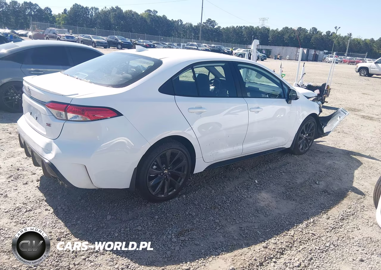 2026 Toyota Corolla Se VIN:5YFS4MCE6TP270419 - 4