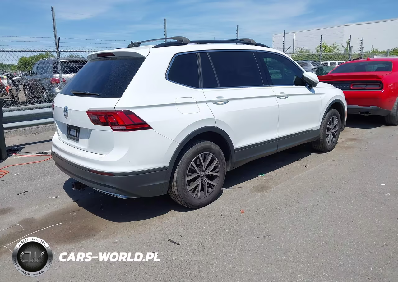2019 Volkswagen Tiguan 2.0T Se-2.0T Sel-2.0T Sel R-Line-2.0T Sel R-Line Black VIN:3VV2B7AX6KM056775 - 4
