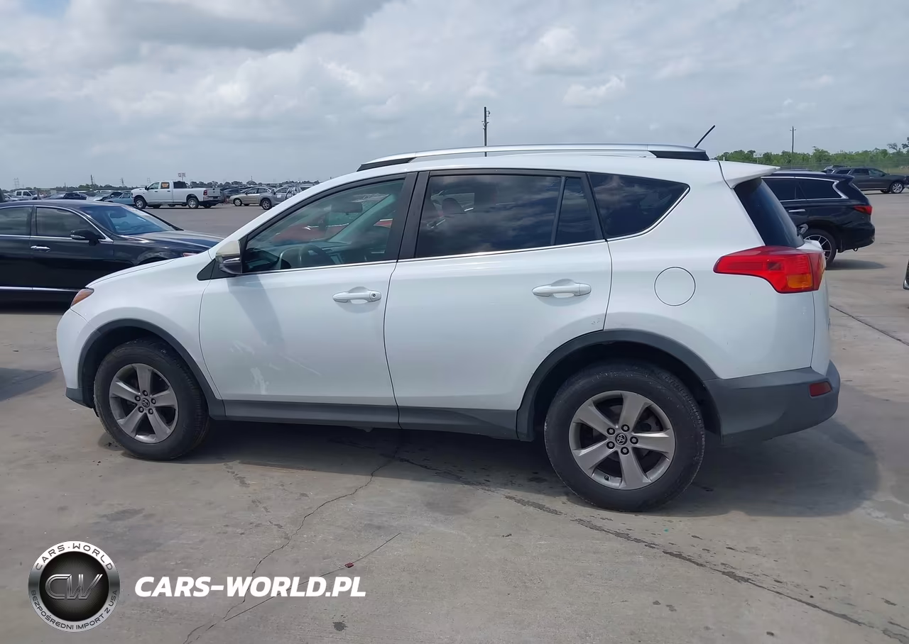 2015 Toyota Rav4 Xle VIN:2T3RFREV1FW331625 - 14