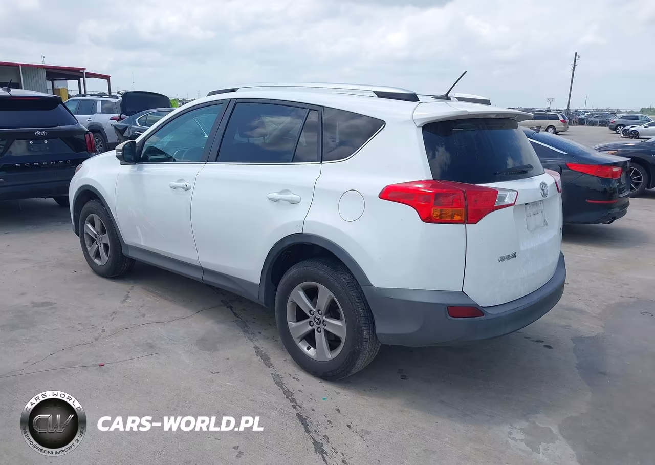 2015 Toyota Rav4 Xle VIN:2T3RFREV1FW331625 - 3