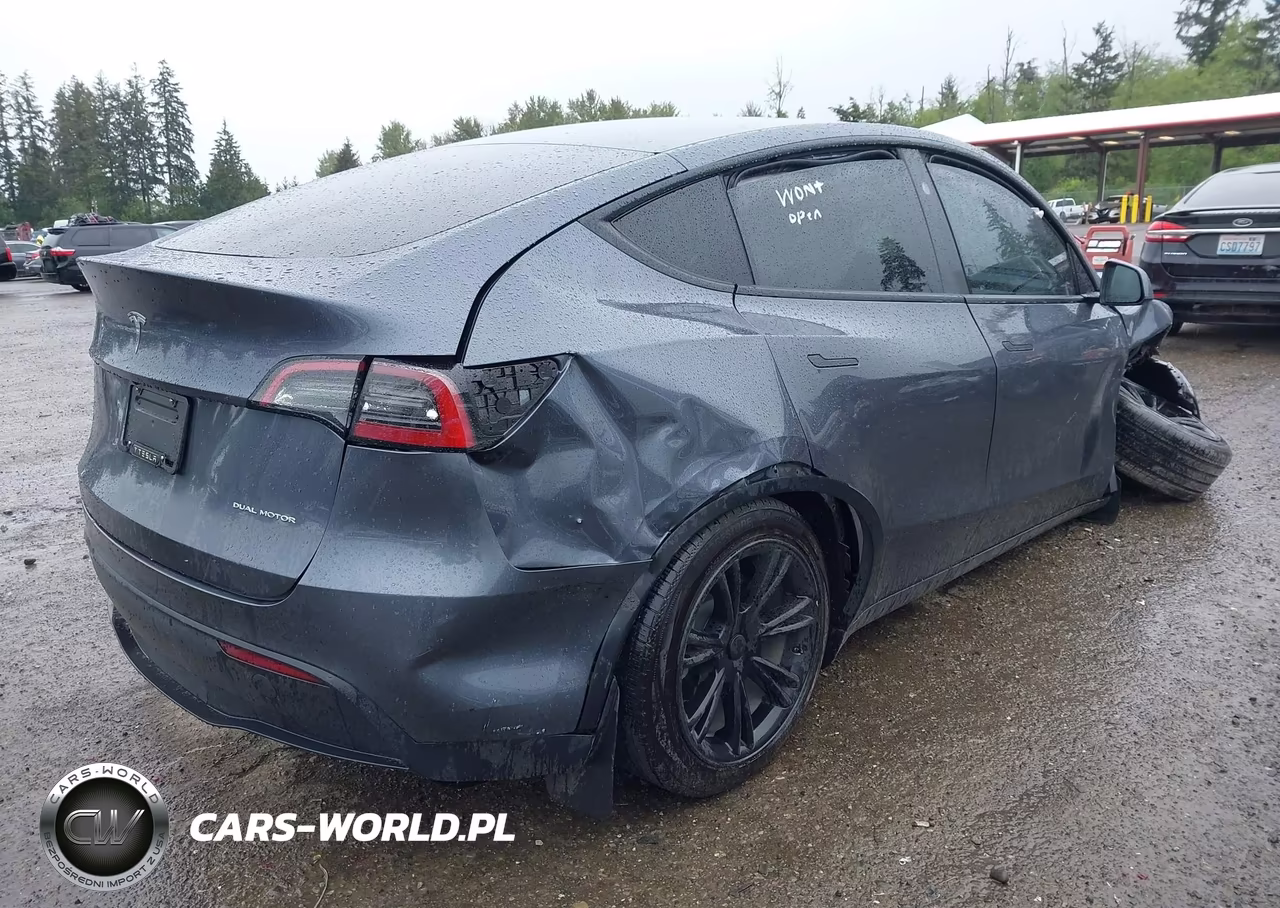 2023 Tesla Model Y Awd-Long Range Dual Motor All-Wheel Drive VIN:7SAYGDEE4PF815472 - 4