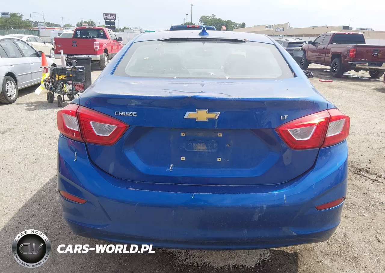 2018 Chevrolet Cruze Lt Auto VIN:1G1BE5SM6J7121558 - 17