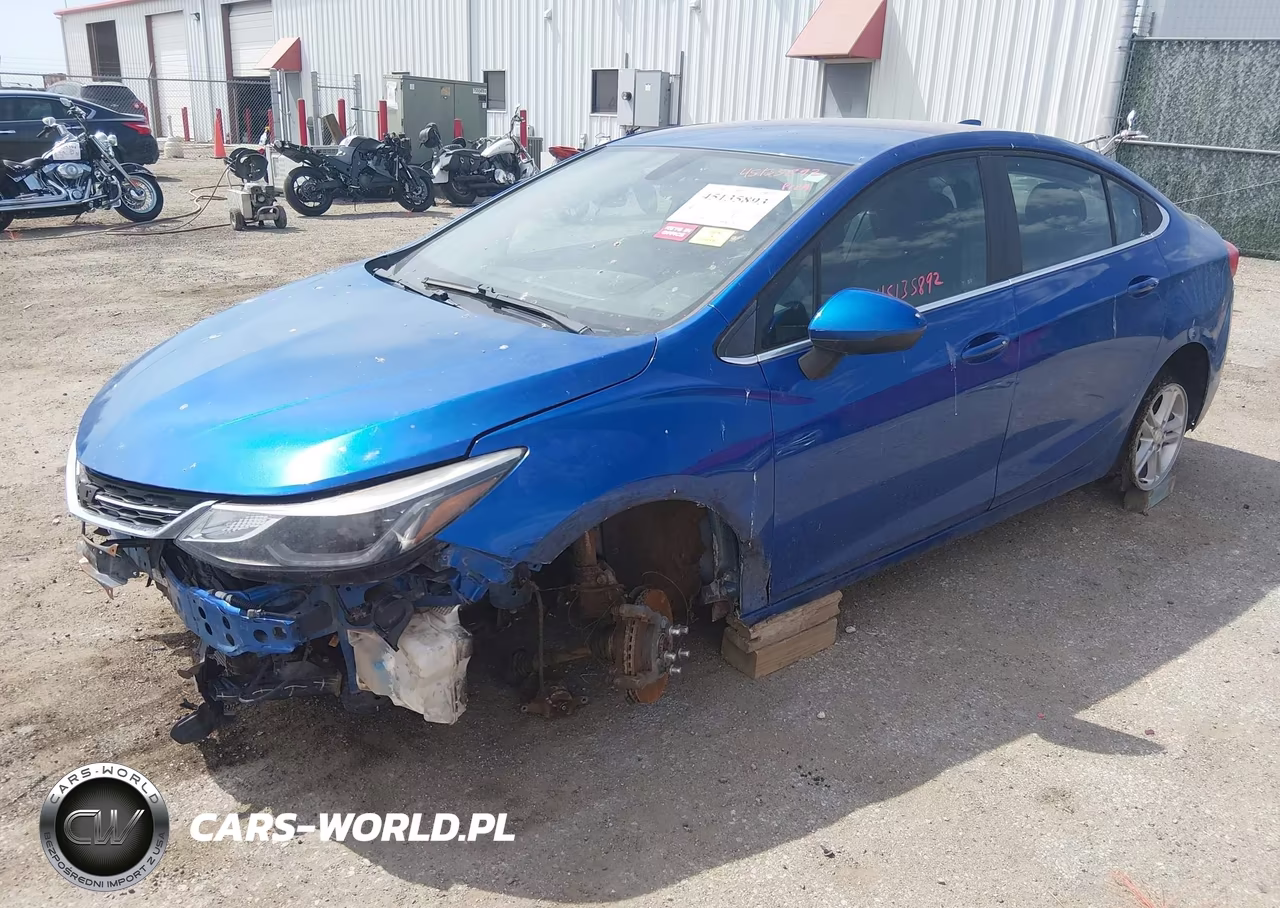 2018 Chevrolet Cruze Lt Auto VIN:1G1BE5SM6J7121558 - 2