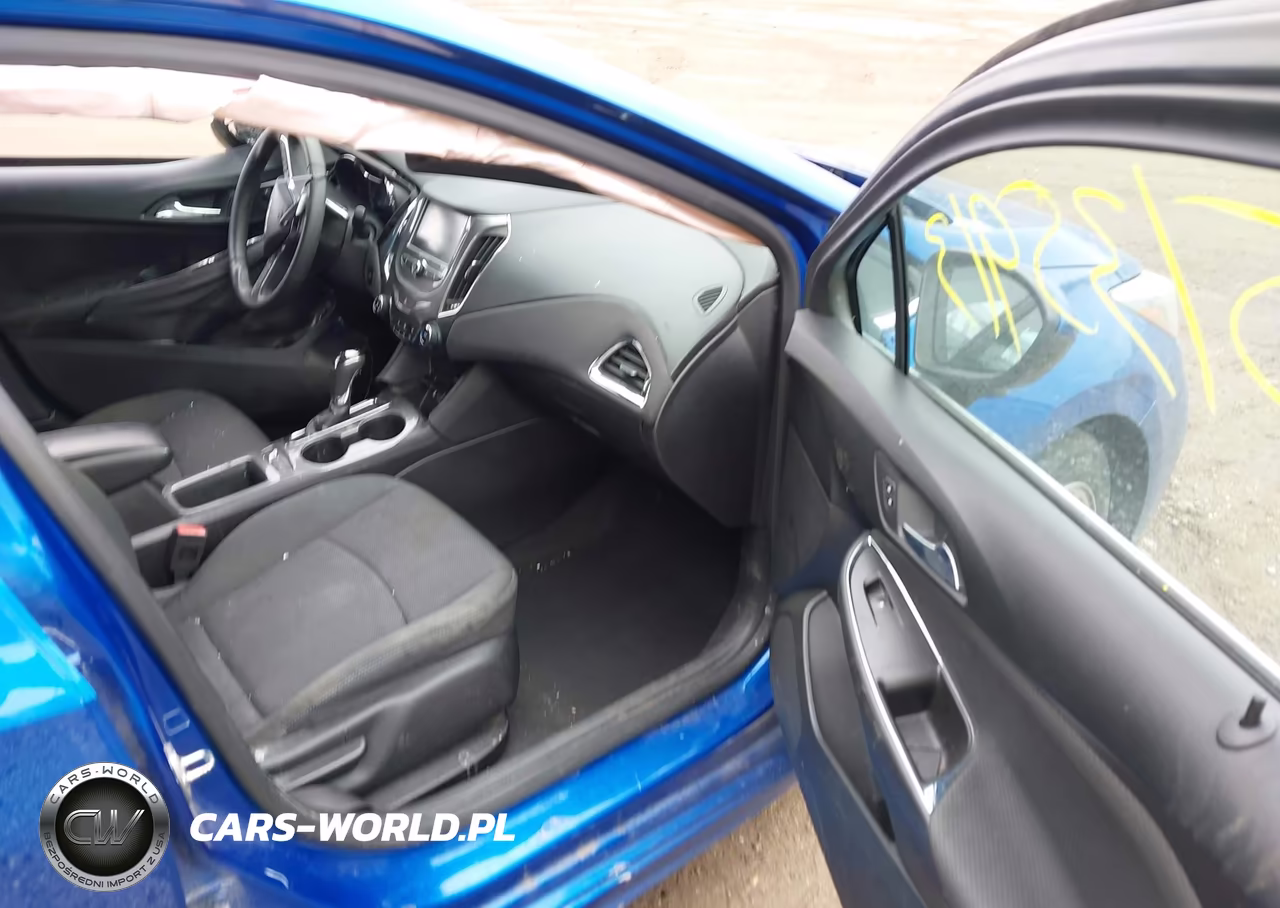 2017 Chevrolet Cruze Lt Auto VIN:1G1BE5SM6H7187070 - 5