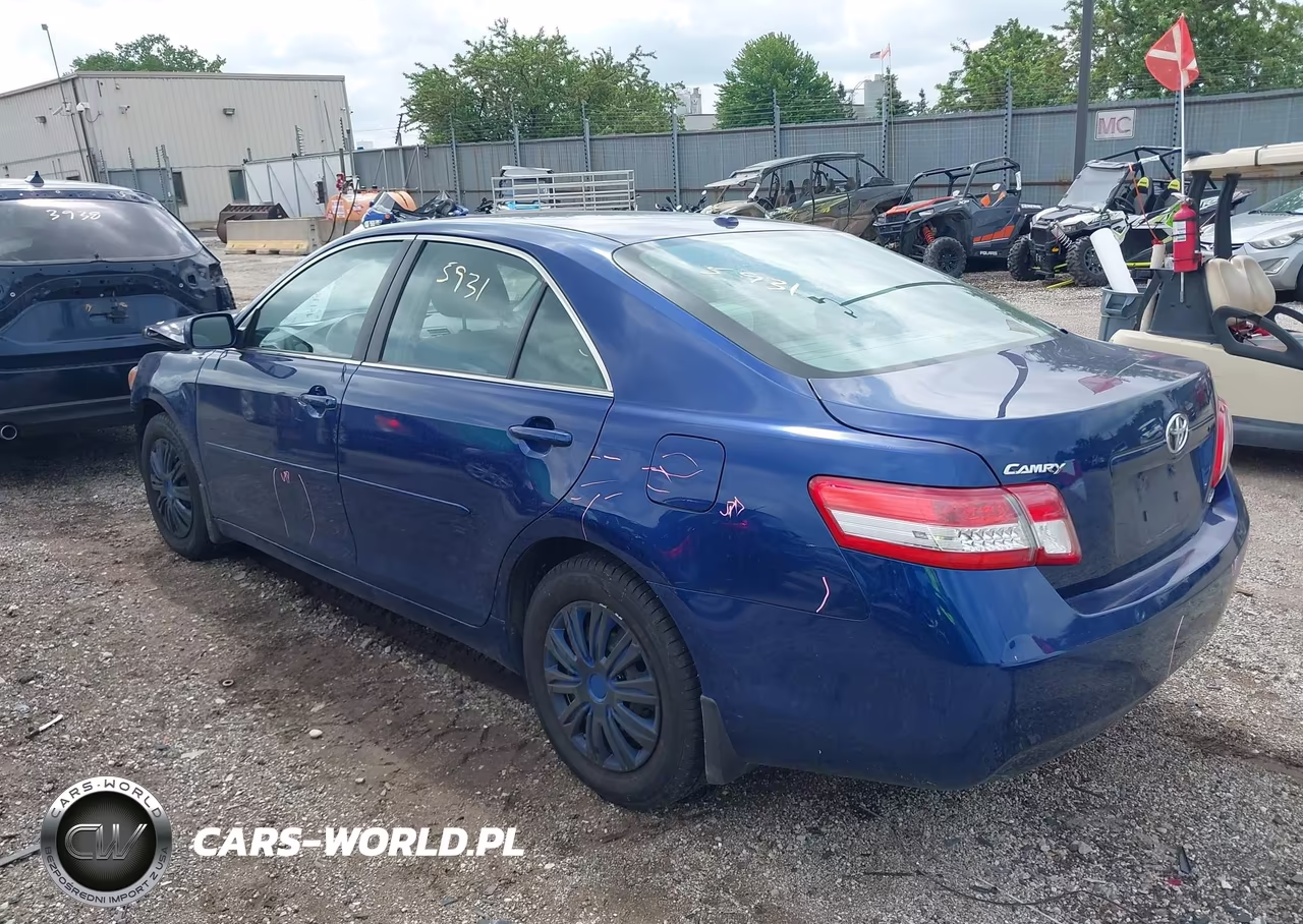 2011 Toyota Camry Le VIN:4T1BF3EK1BU751778 - 3