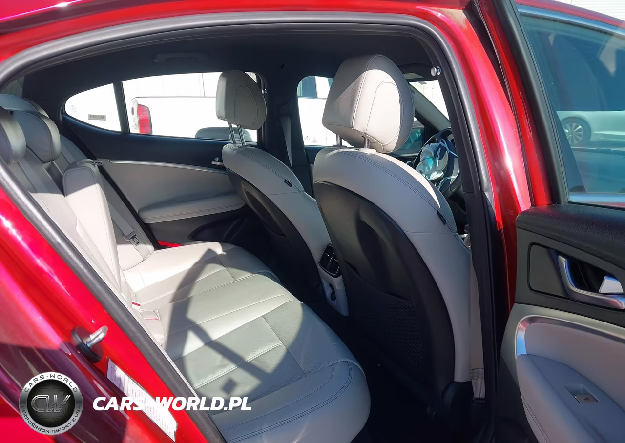 2022 Genesis G70 2.0T Rwd VIN:KMTG34TA8NU093918 - 8
