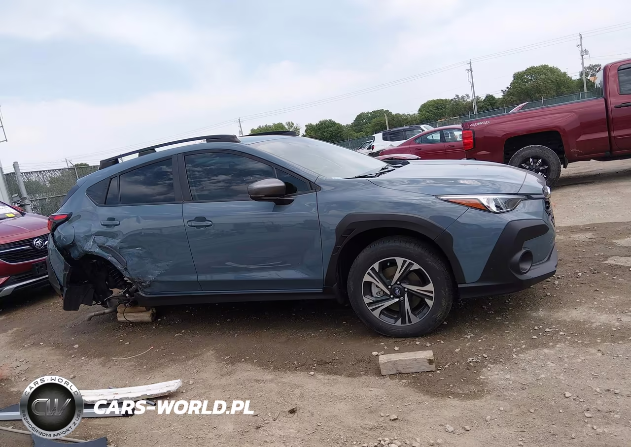 2024 Subaru Crosstrek Premium VIN:JF2GUADC8RH371565 - 14