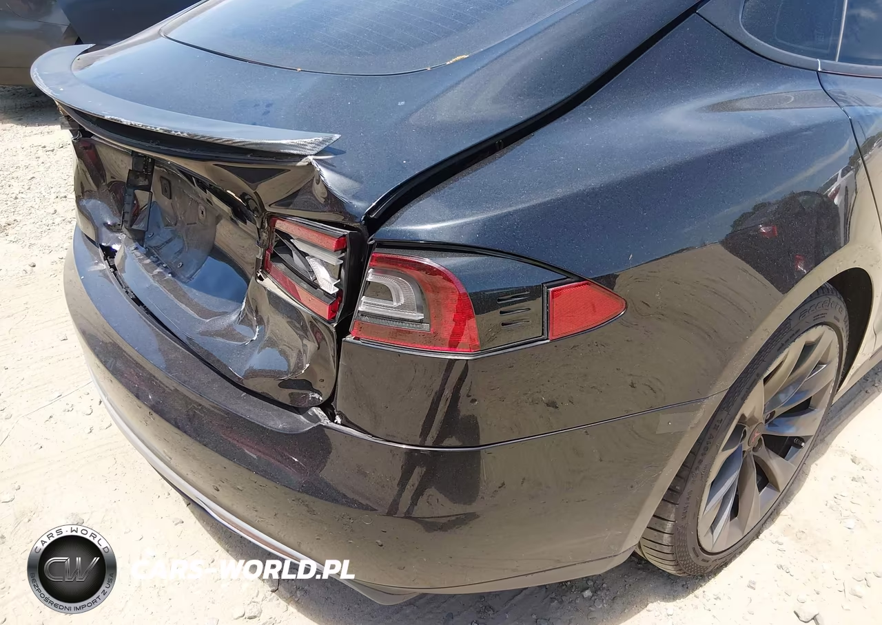 2015 Tesla Model S 85D-P85D VIN:5YJSA1E42FF109139 - 23