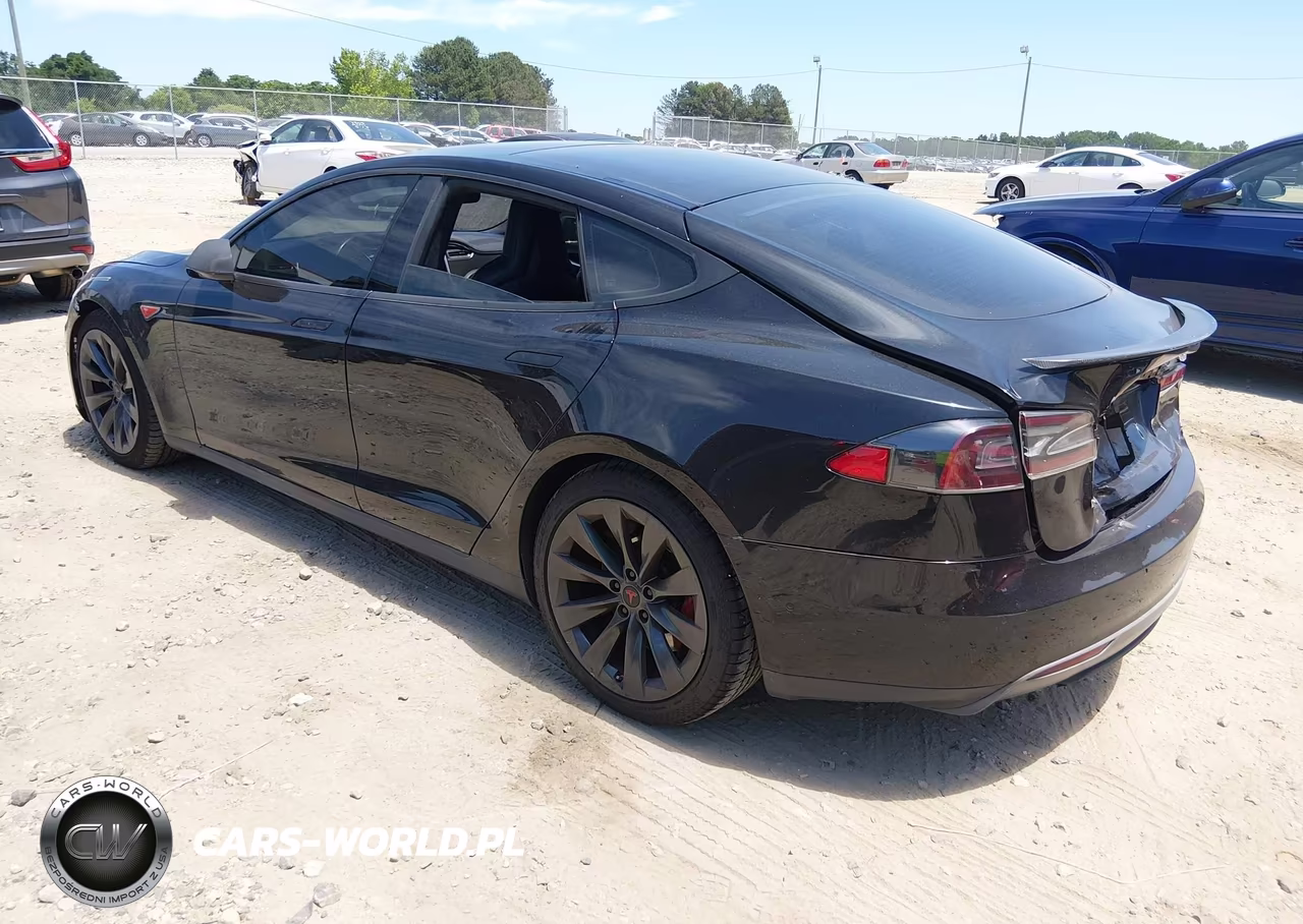 2015 Tesla Model S 85D-P85D VIN:5YJSA1E42FF109139 - 3
