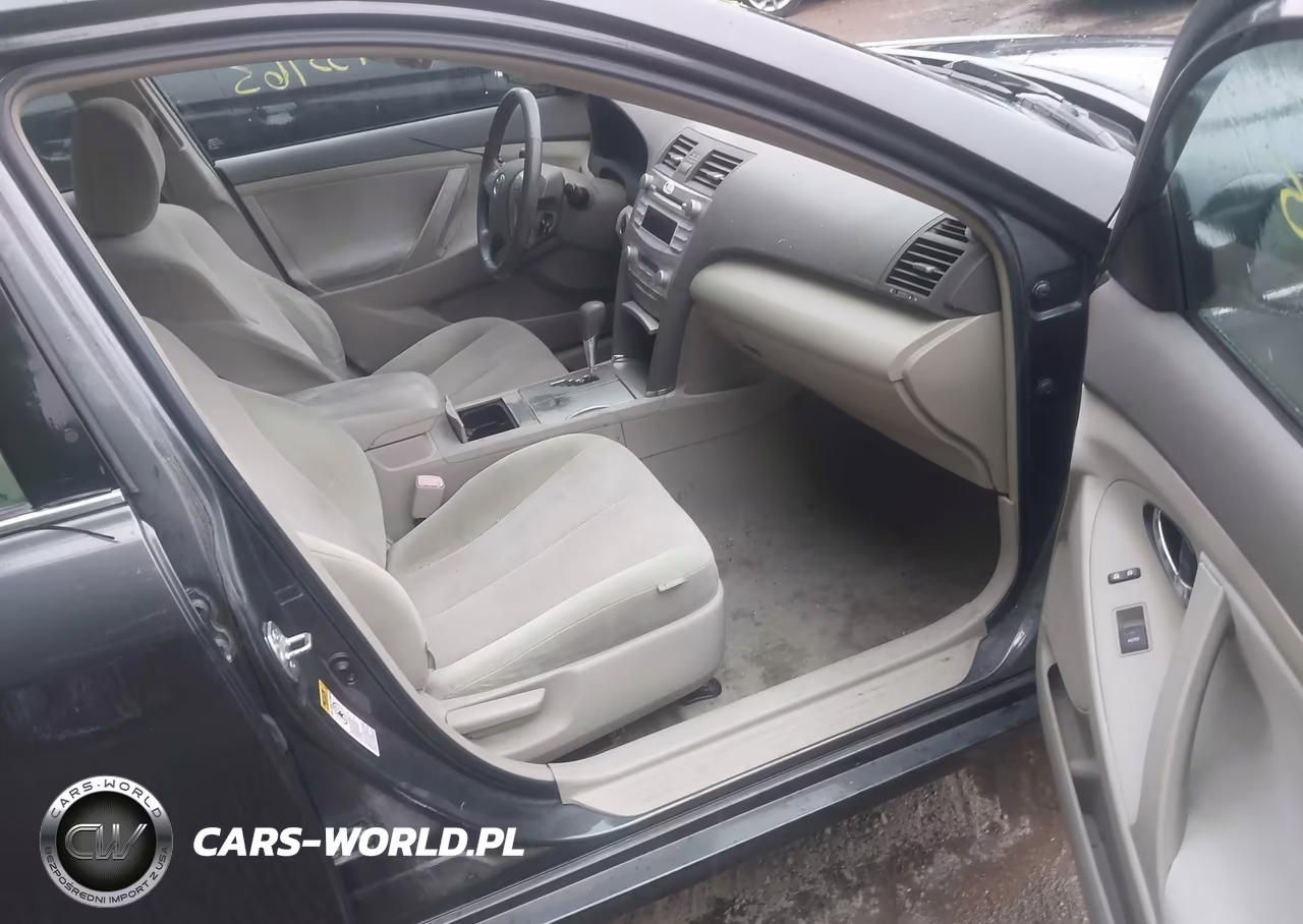 2010 Toyota Camry Hybrid VIN:4T1BB3EK2AU114814 - 5