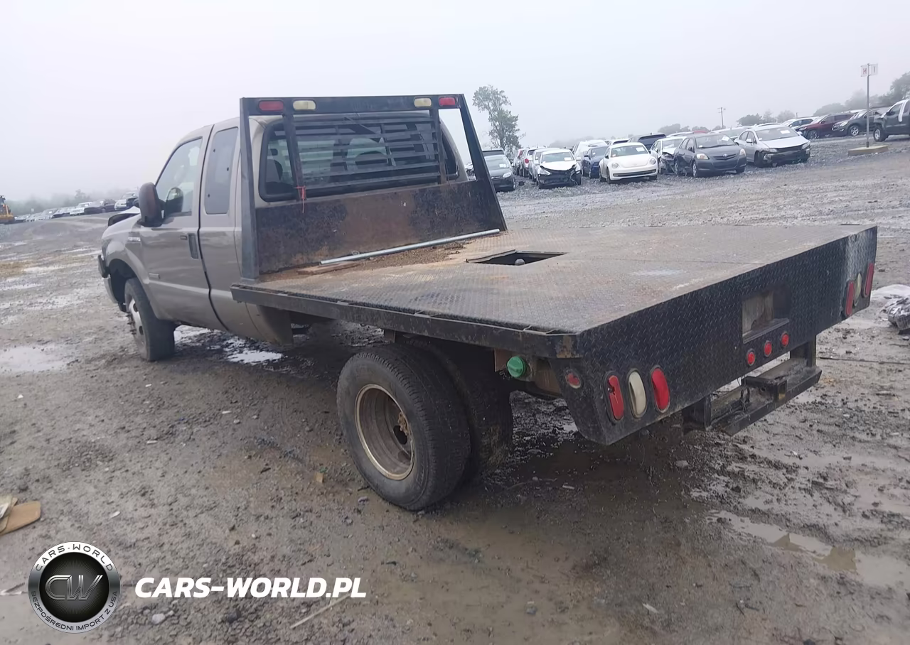 2005 Ford F-350 Lariat-Xl-Xlt VIN:1FDWX37P55EB28217 - 3