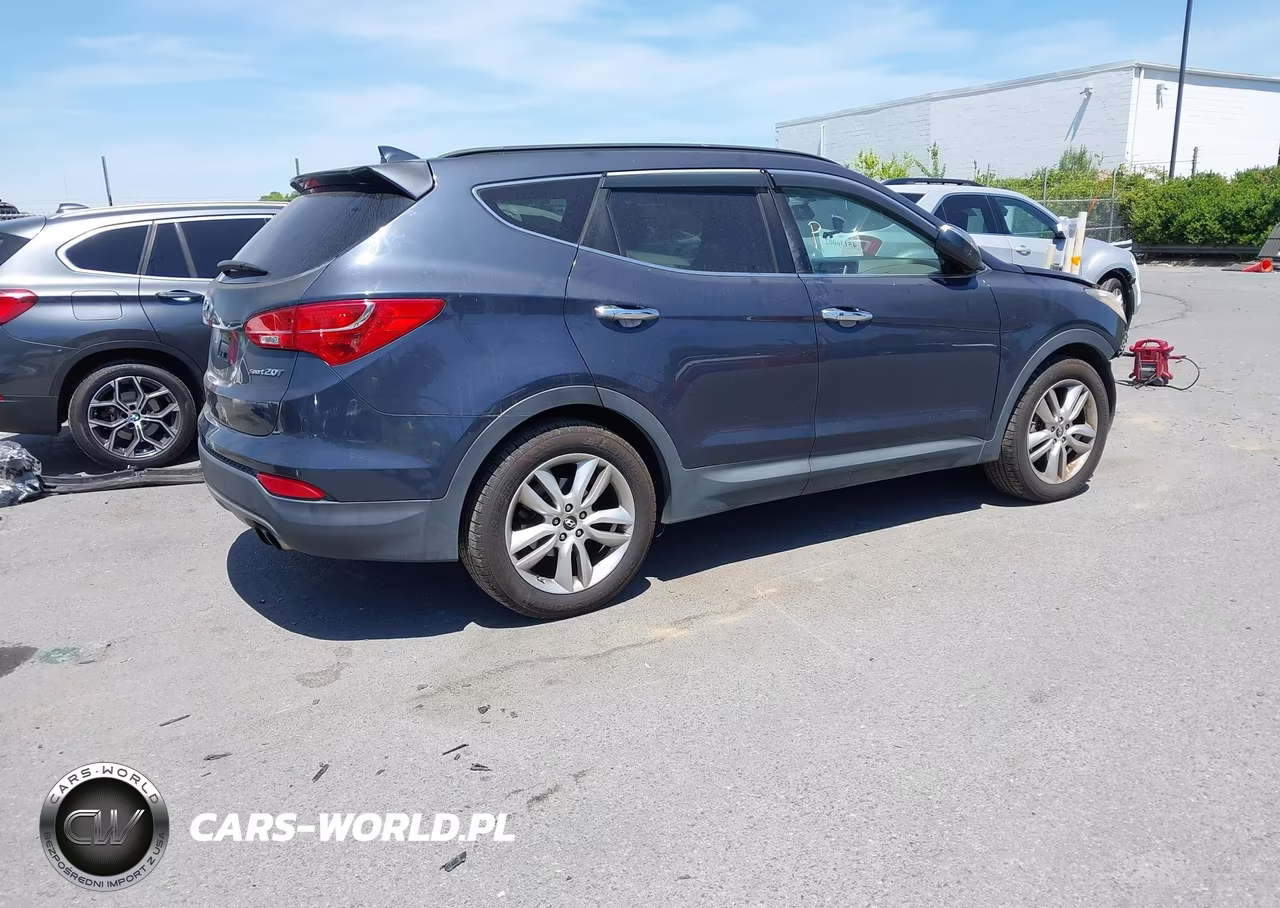2014 Hyundai Santa Fe Sport 2.0L Turbo VIN:5XYZU3LA2EG193335 - 4