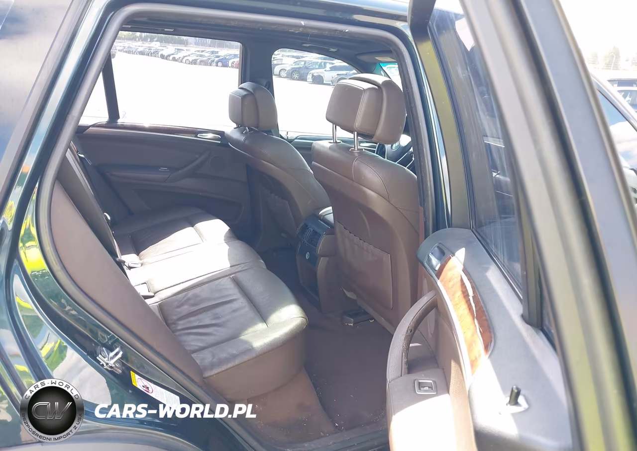 2008 BMW X5 3.0Si VIN:5UXFE435X8L003958 - 8