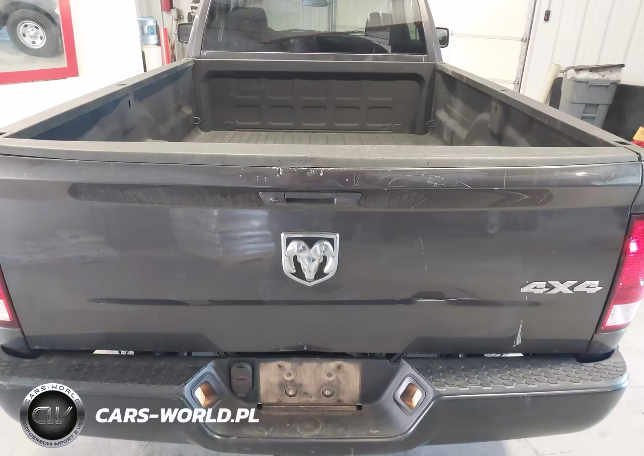 2020 Ram 1500 Classic Tradesman 4X4 8' Box VIN:3C6JR7DG5LG253784 - 6